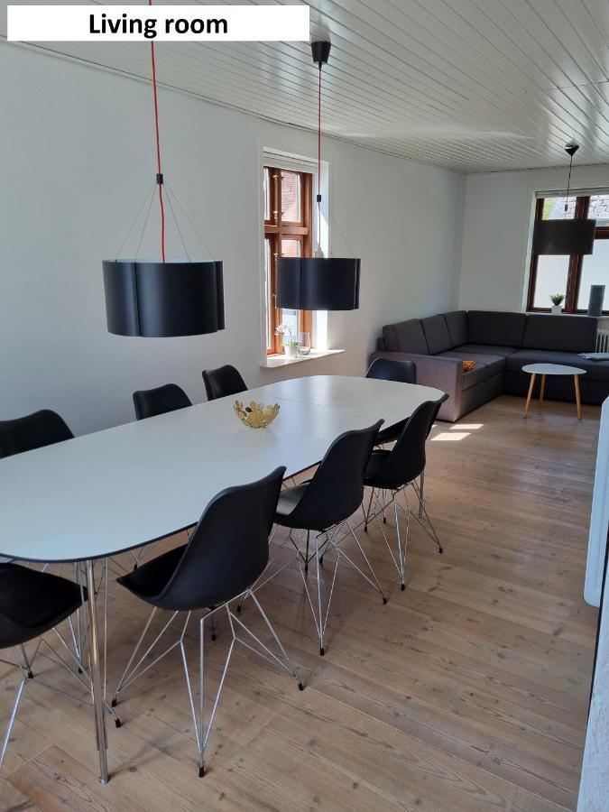 Taet Pa Centrum & Mch/Boxen - Huset Nr. 11 Herning Exteriör bild