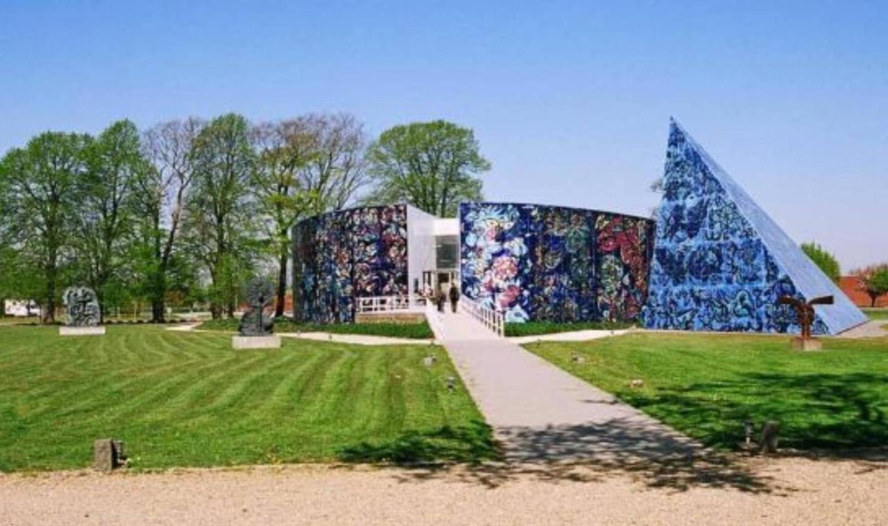 Taet Pa Centrum & Mch/Boxen - Huset Nr. 11 Herning Exteriör bild